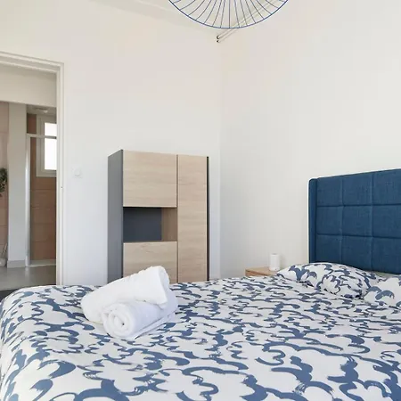 Les Quais La Gare Ναντ