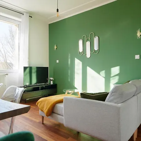 Les Quais La Gare Ναντ