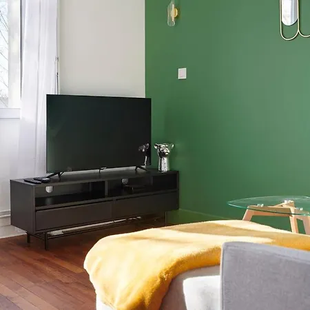 Les Quais La Gare Ναντ