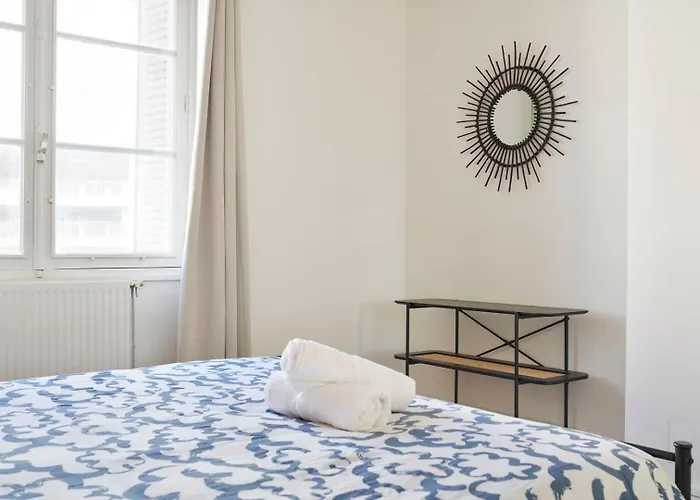 Appartement Les Quais, La Gare, La Ville, à Pied !