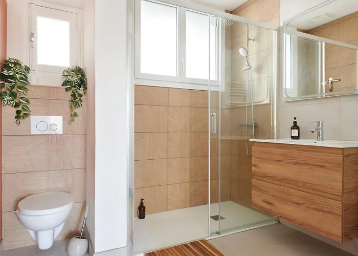 Appartement Les Quais, La Gare, La Ville, à Pied !