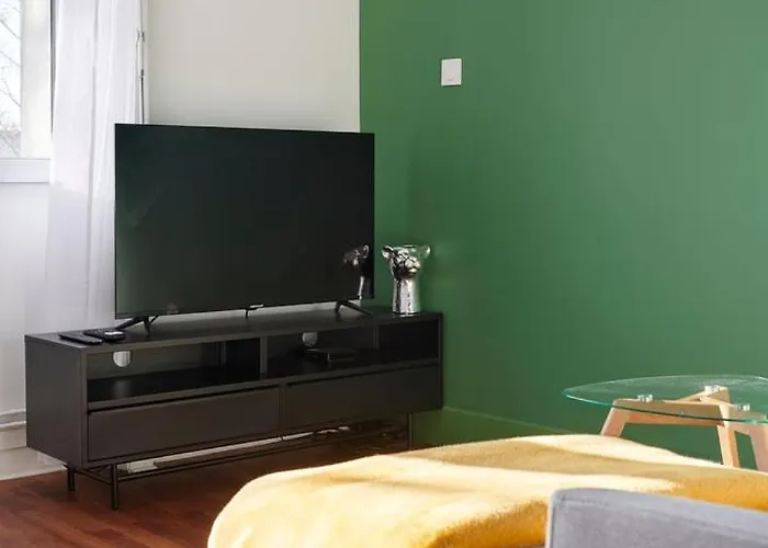 Les Quais, La Gare, La Ville, à Pied ! Nantes